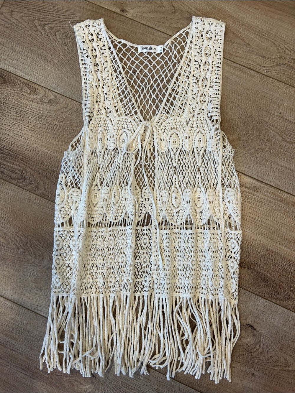 Roommates Cream Crochet Fringe Tank cardigan festival boho med